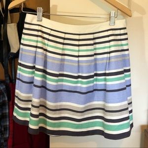 Forever 21 Pleated Lined Skirt Size S
